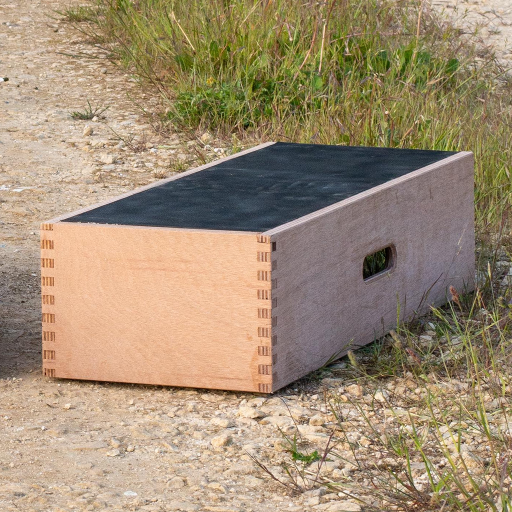Position Box for obedience training protection dog work shaping